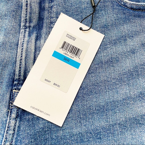 NWT Calvin Klein Straight Rolled Hem Denim Shorts - Picture 3 of 6